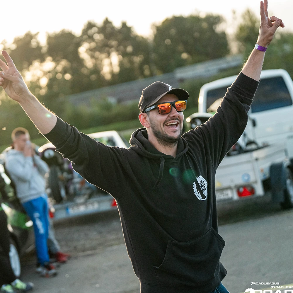 VYMETAL TOMÁŠ